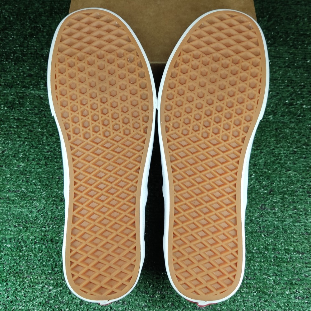 Vans Shoes Mens 9 Black Classic Slip-On Canvas Skate Sneakers 500714 Low Top - Picture 6 of 9